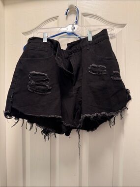 SHEIN Black Distressed Raw Hem Denim Shorts